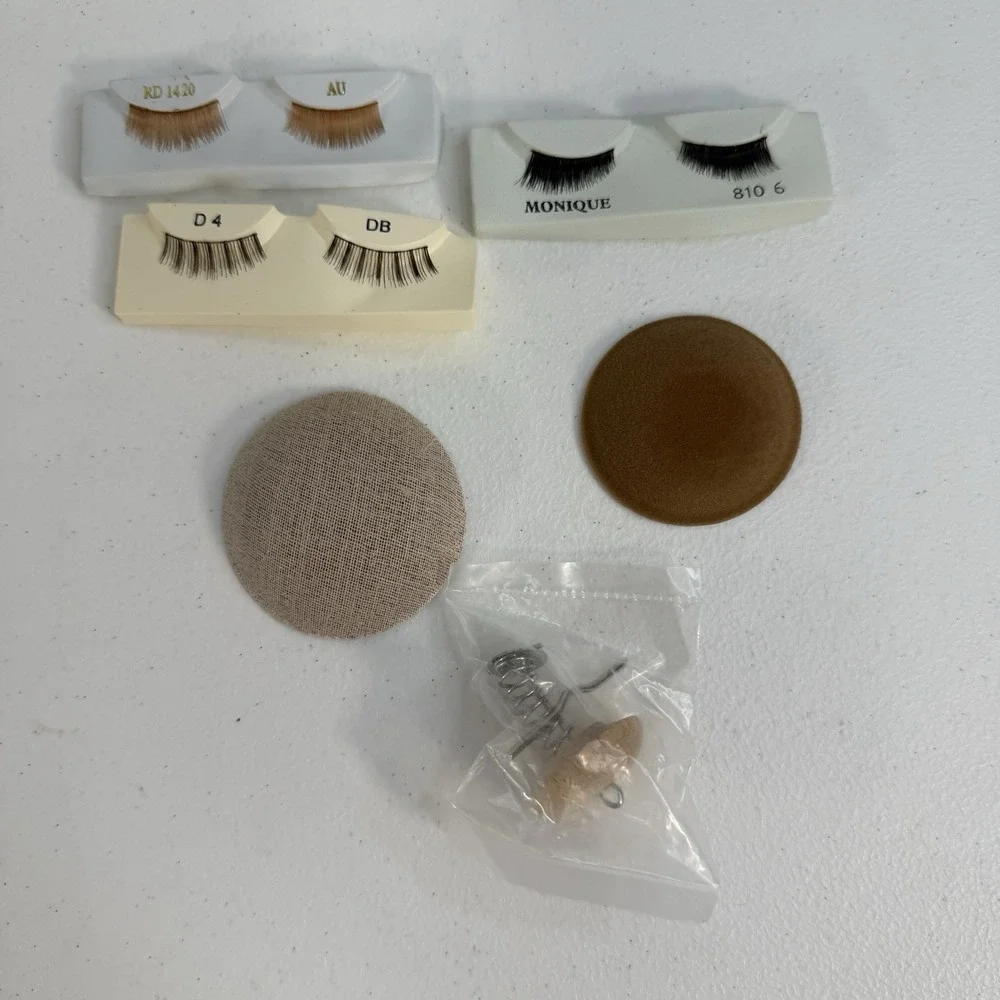 Vintage D-4 Monique KD‎ 1420 Multi Length Tapered Doll Eye Lashes Lot NOS
